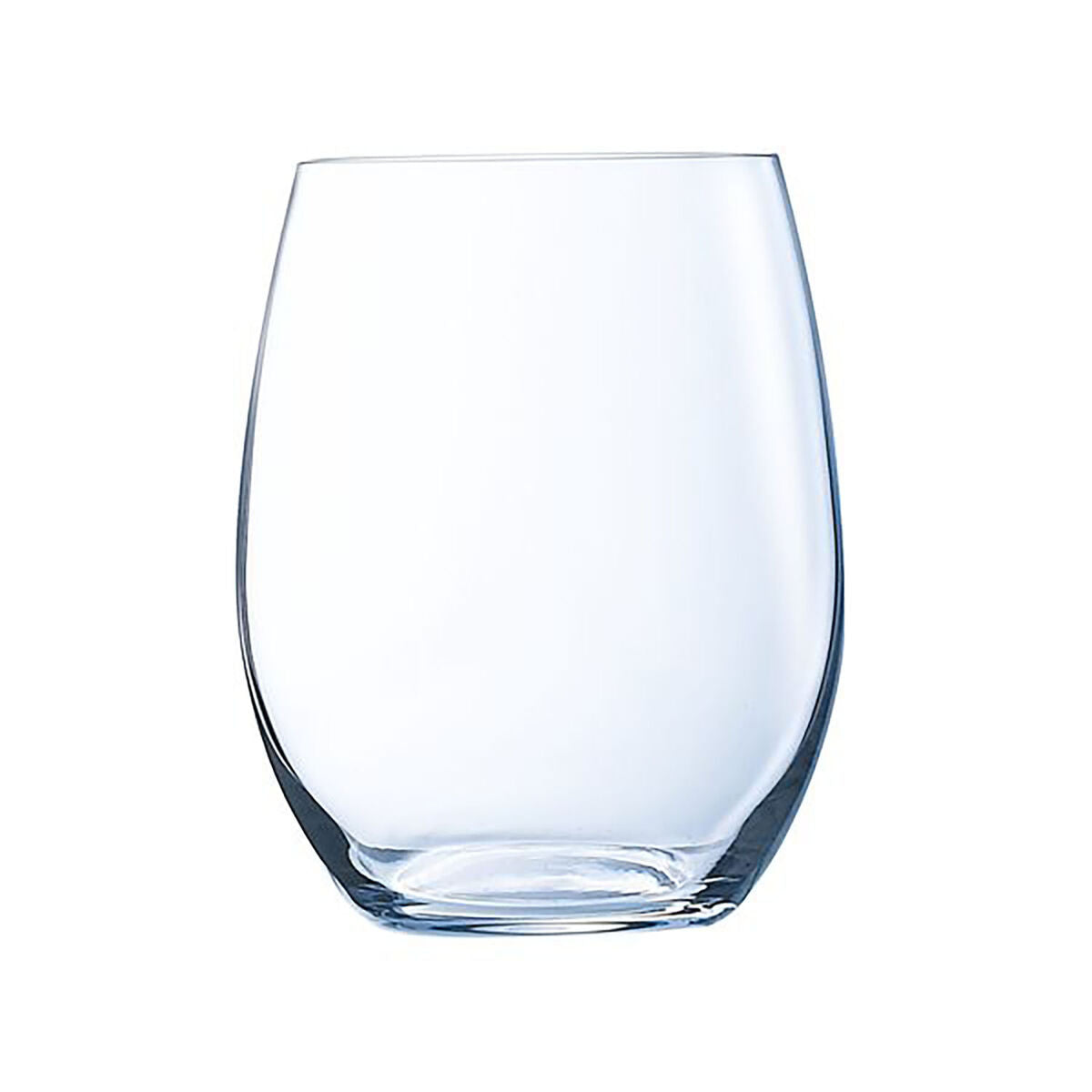 Vasos de agua y de whisky